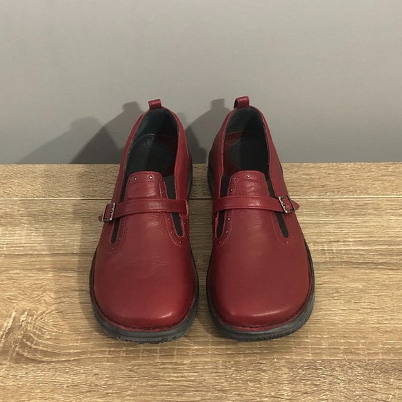 Dromedaris Womens Size 38 Red Leather Portugal Comfort Shoes Slip On Loafers - Picture 4 of 16